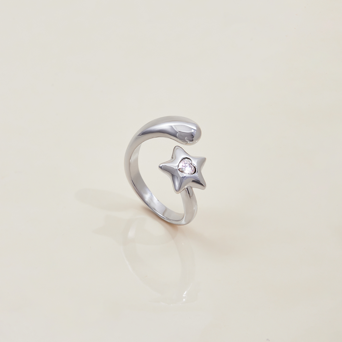 PVD Coated Real Gold Plated Star 304 Stainless Steel 316 Stainless Steel  Sweet Artistic Waterproof Non Tarnish Rings
