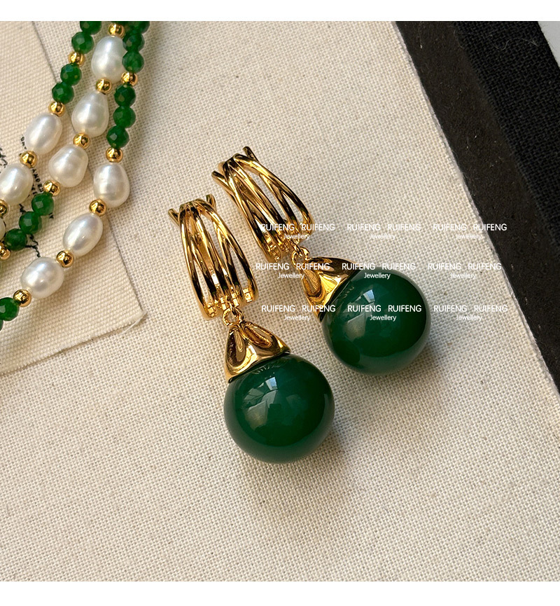 Natural Green Agate Jade Ice Type Earrings Women Luxury Small Niche High End Stud Earrings Jewelry Accessories