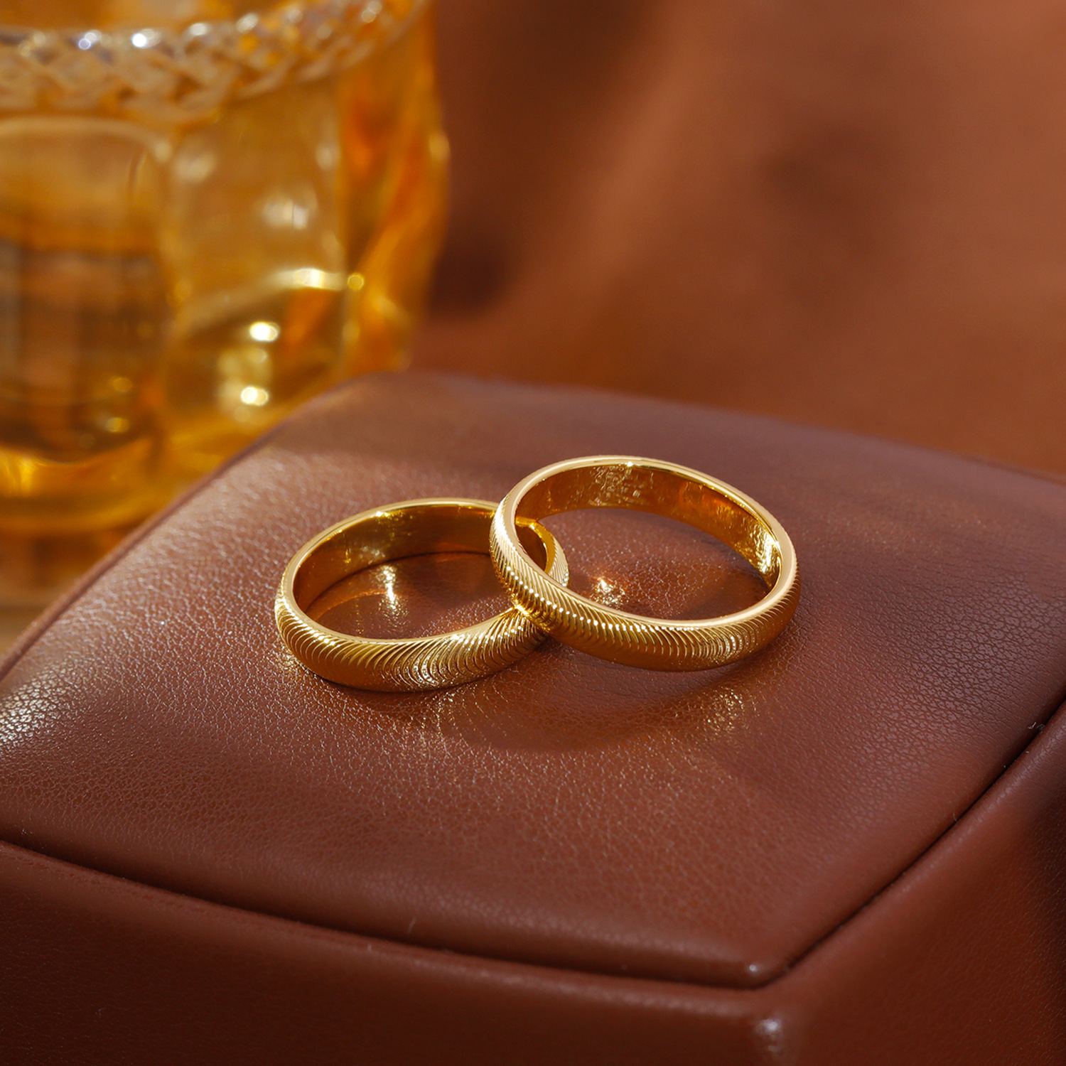 Trendy 2025 TikTok Ring Unique Design Simple Versatile Copper Plated 18K Gold Plain Band Finger Ring For Women Personality