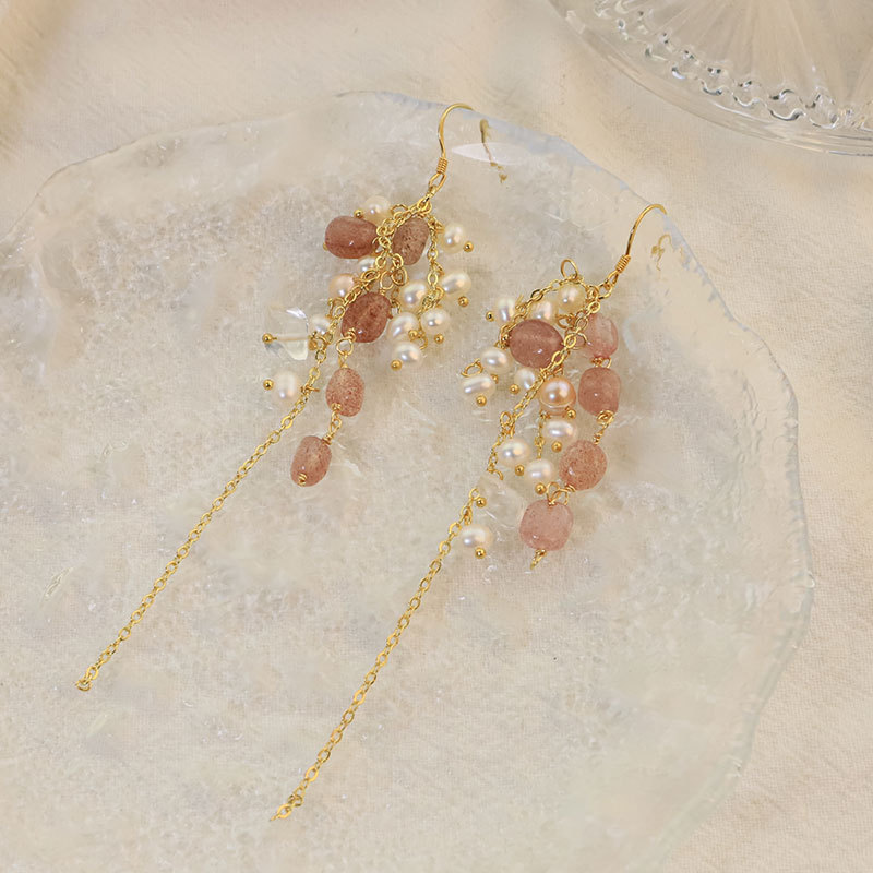 Handmade Natural Pearl Strawberry Crystal White Chain Earrings Women's Luxury Versatile Copper Material Jewelry Accessories