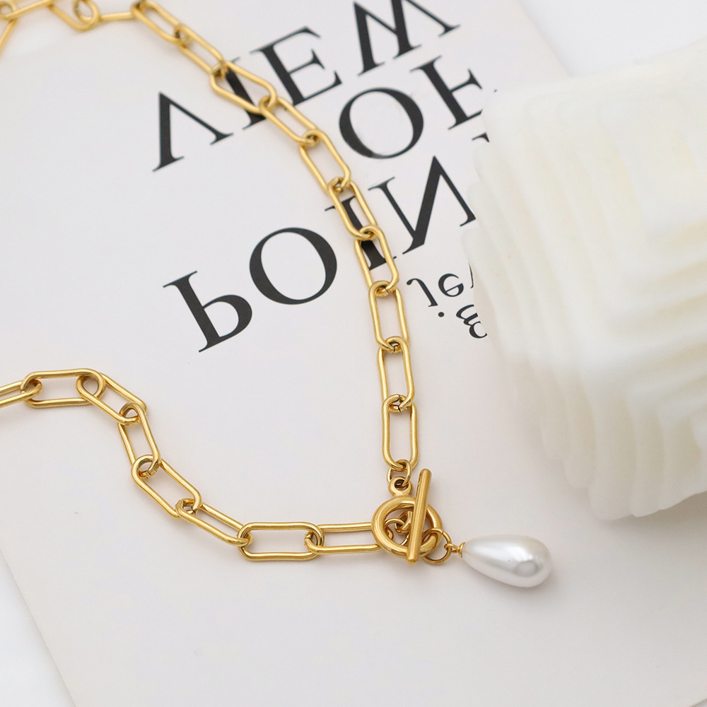 18K Gold OT Clasp Geometric Pearl Titanium Steel Women's Necklace With Round Plated Nylon Chain