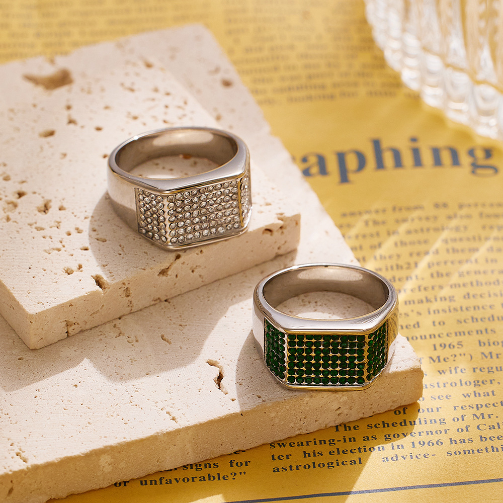 Titanium Steel Men's Ring Classic Dominant Inlaid Zircon Stainless Steel Ring Men's Geometric