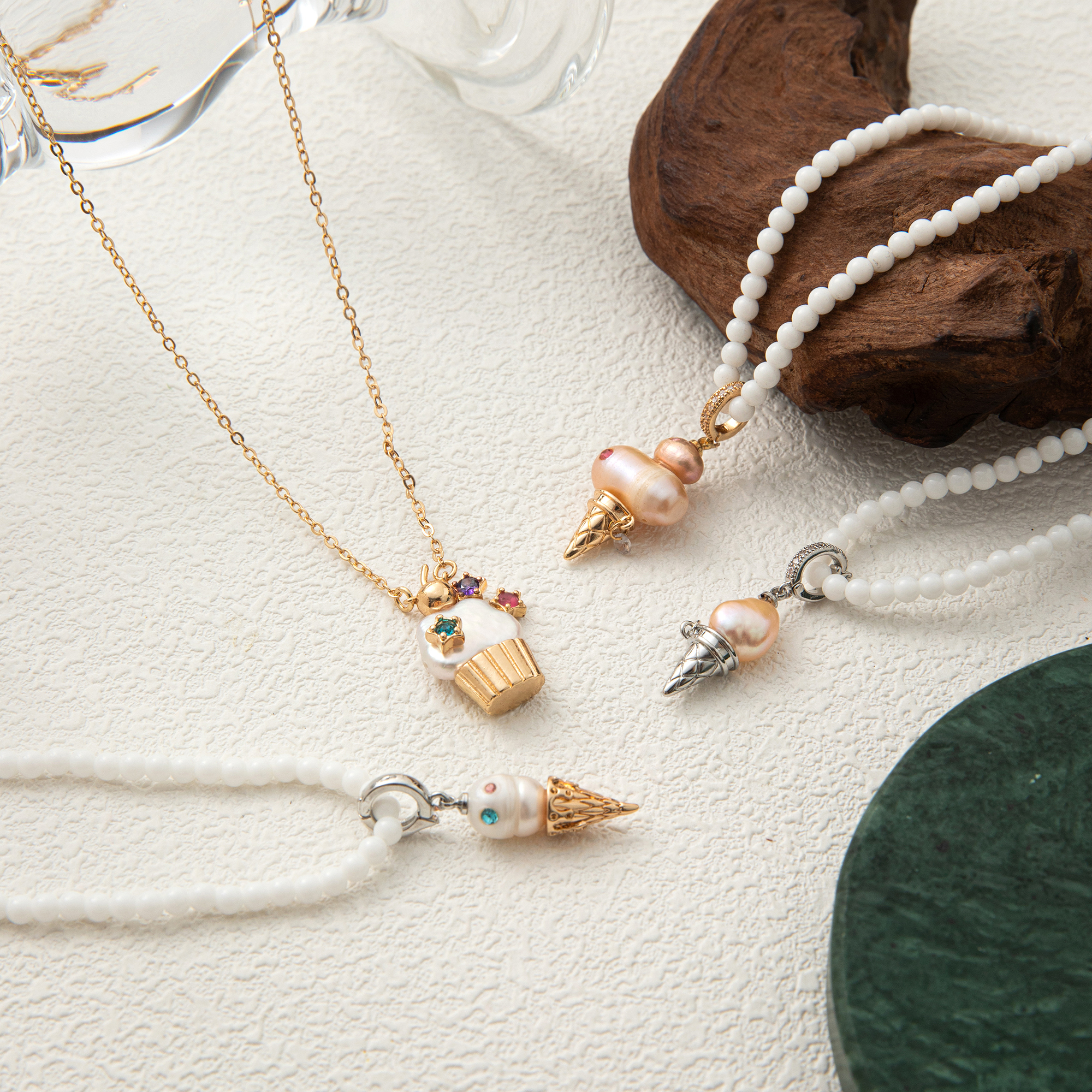 Elegant Pearl Ice Cream Style Necklace For Women Luxury Golden Plated Copper Jewelry Color Retention Choker Fashion Accessory