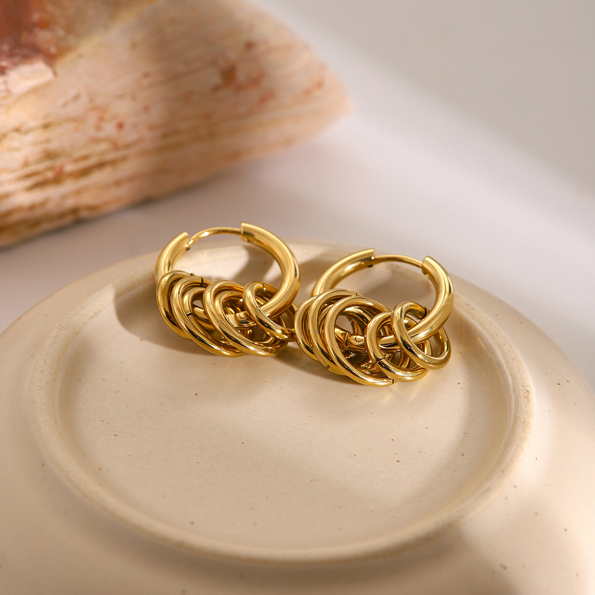 PVD Coated Real Gold Plated Round 304 Stainless Steel Simple Style Classic Style Waterproof Non Tarnish Earrings