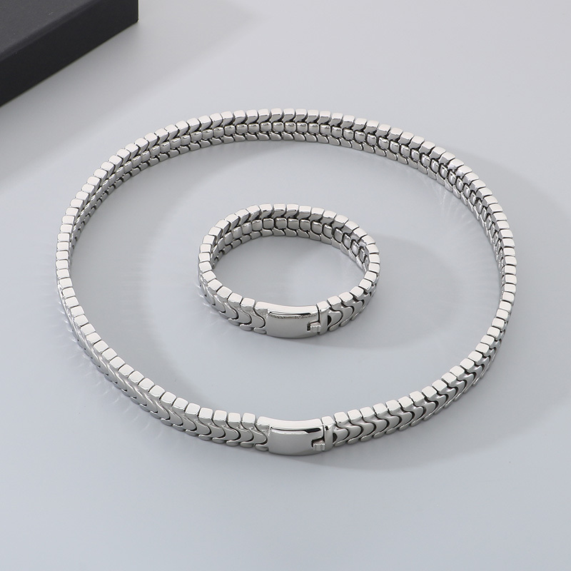 Ion Plating (IP) 18K Gold Plated Geometric 304 Stainless Steel Hip-Hop Waterproof Non Tarnish Jewelry Set