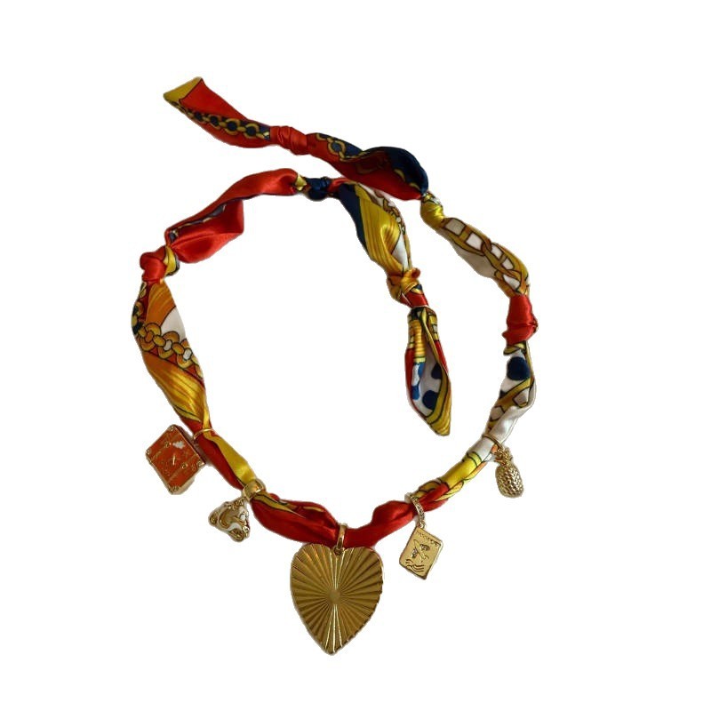 Fashionable Trendy Scarf Necklace Geometric Heart Shaped Copper Pendant Irregular Electroplated Unisex Jewelry Accessories