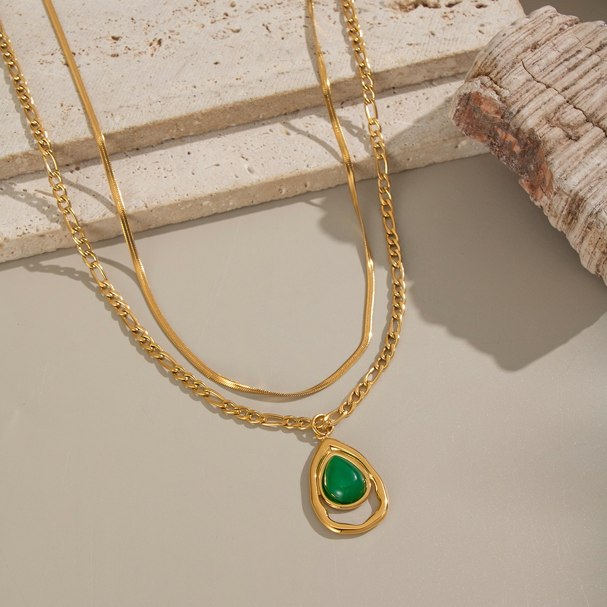 Elegant Natural Stone Waterdrop Green Double Layer Necklace Fashionable Stainless Steel 18K Gold Plated Women's Jewelry Accessory