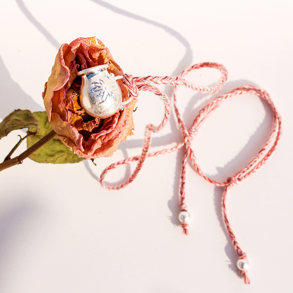Long Handmade Woven Necklace Summer Vacation Accessories Milk Canister Flower Pink Thread Geometric Pattern Design Women's Jewelry
