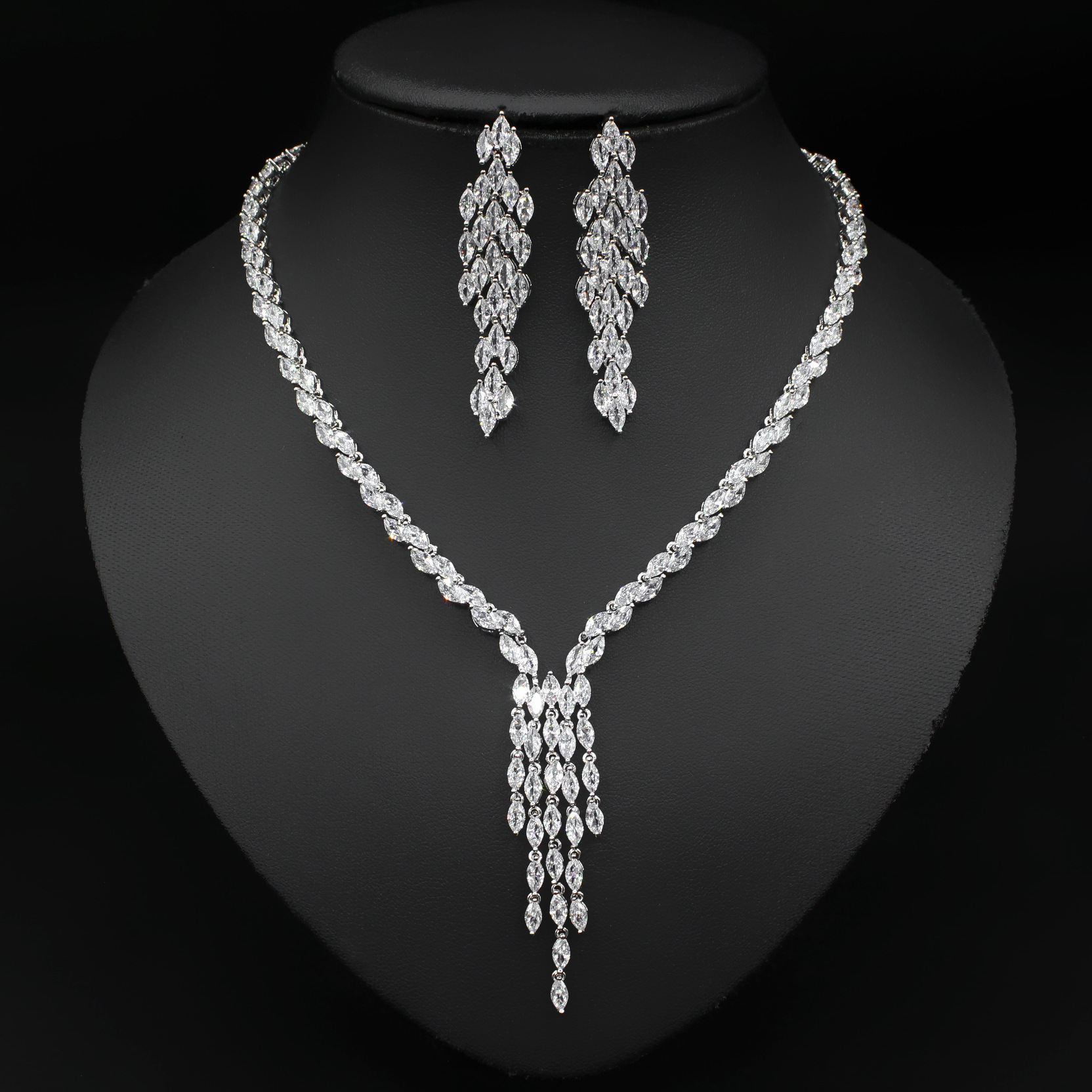 Zirconia Bridal Jewelry Set Earrings And Necklace Tassel Wedding Accessories Leaf Pattern Simplicity Designed For Women