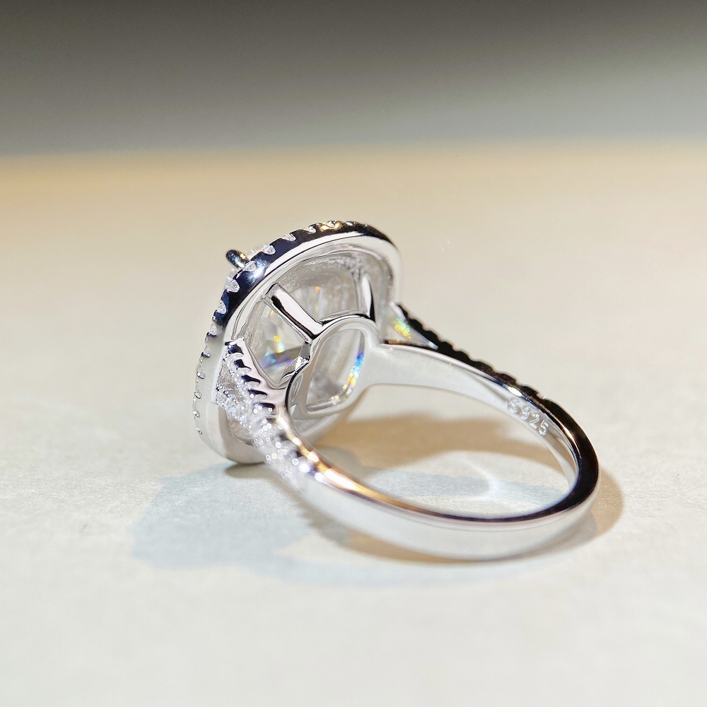 Moissanite 925 Sterling Silver Rings Rectangle Electroplated Platinum Plated Rhodium Plated Rings