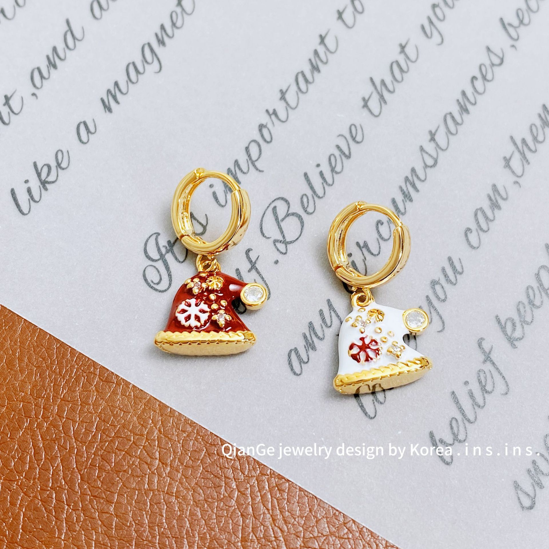 Asymmetric Christmas Hat Earrings Enamel Drip Color Collision Sweet Atmosphere Design New Autumn Winter Women's Jewelry
