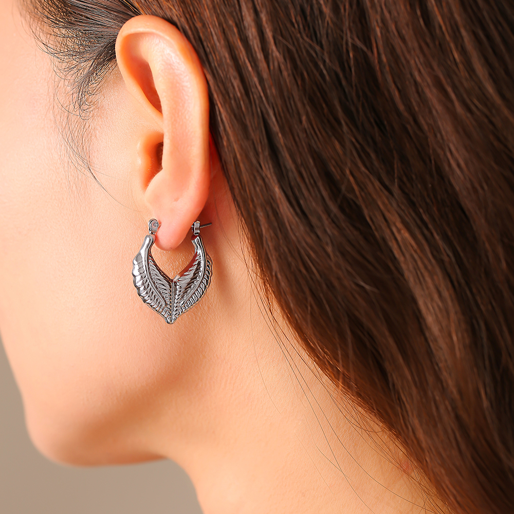 304 Stainless Steel Geometric PVD Coated Real Gold Plated 18K Gold Princess British Style Commute Waterproof Non Tarnish Plating Earrings