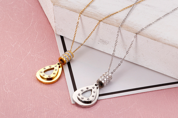 PVD Coated 18K Gold Plated Heart Stainless Steel Titanium Steel Fashion Waterproof Non Tarnish