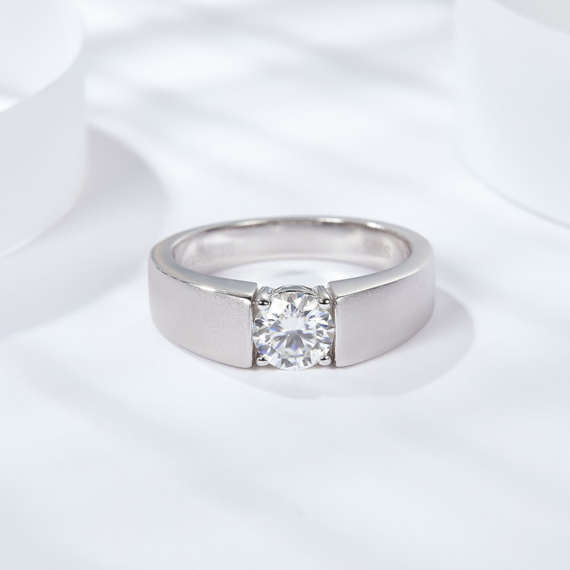 925 Sterling Silver Moissanite Solid Color Rings