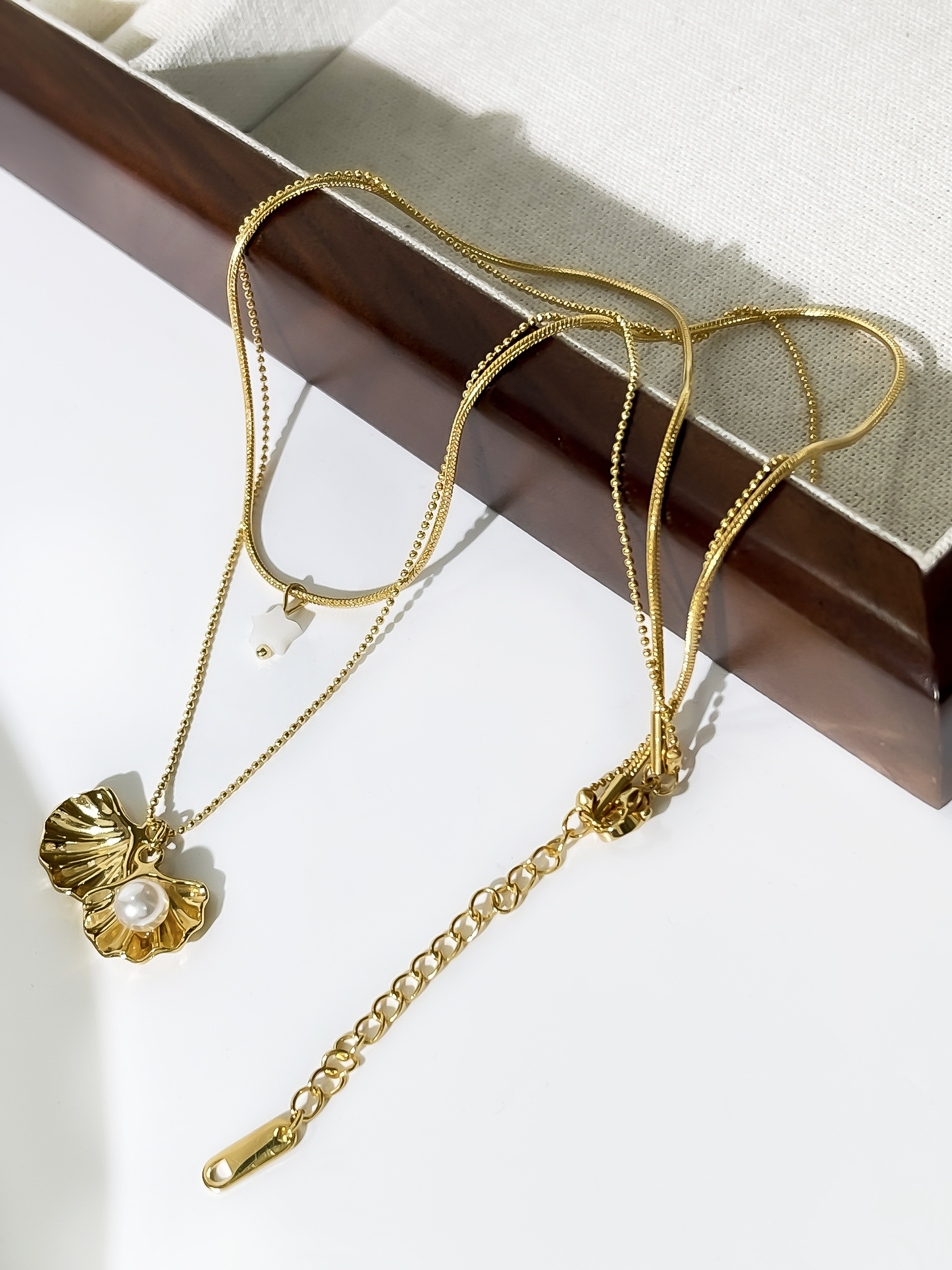 304 Stainless Steel Pentagram Pearl Shell PVD Coated Acrylic Shell Real Gold Plated Simple Style Classic Style Waterproof Non Tarnish Plating Inlay Layered Necklaces