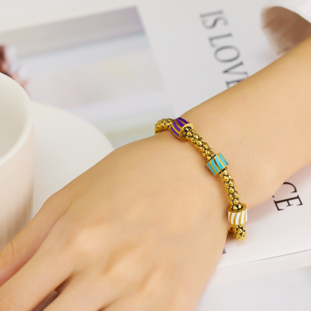 Titanium Steel Twisted Geometric Shape Bracelet Ladies Minimalist Stainless Steel Jewelry Accessories