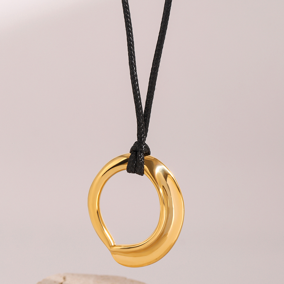304 Stainless Steel Geometric PVD Coated 18K Real Gold Plated Simple Style Classic Style Pendant Necklace
