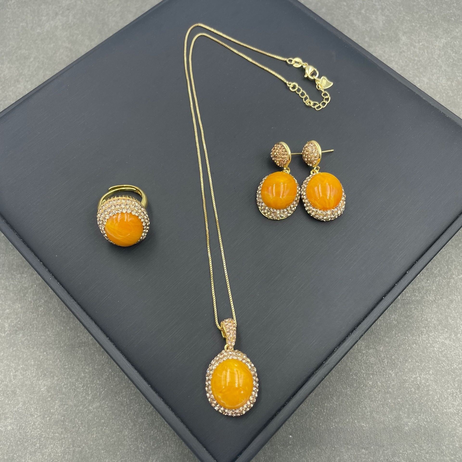 New Arrival Honey Amber Gemstone Inlaid Three-Piece Set Personality Medieval High-End Diamond Jewelry Ethnic Style Women's Accessories