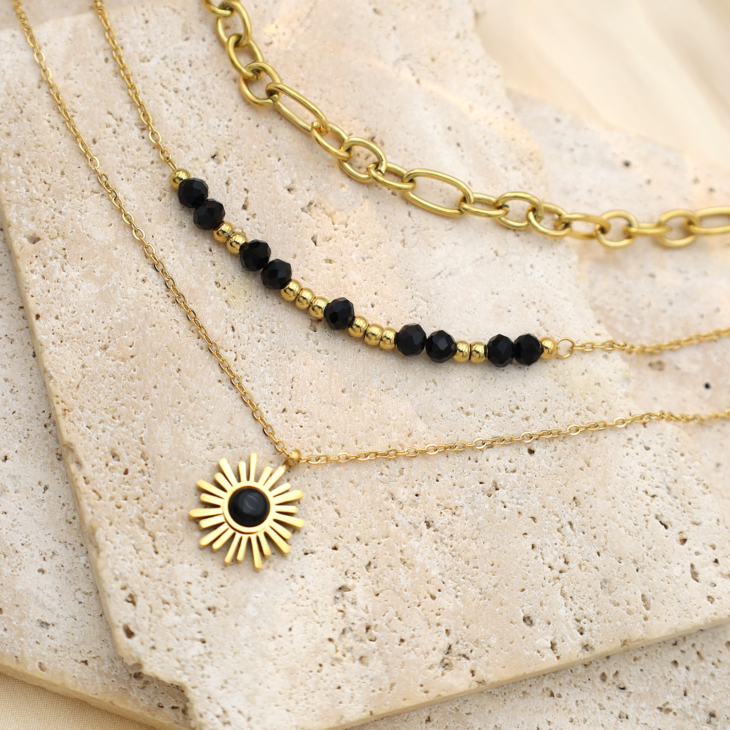 304 Stainless Steel Titanium Gold Black Sunflower Pendant Necklace Three-Layer Bead Collarbone Chain Jewelry Women's Accessories