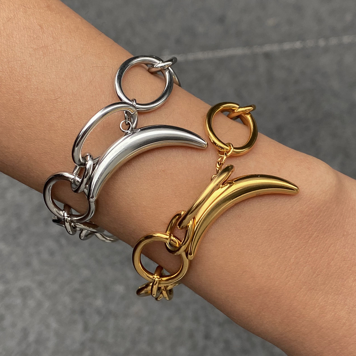 304 Stainless Steel Geometric PVD Coated 18K Real Gold Plated Real Gold Plated Basic Modern Style Classic Style Waterproof Non Tarnish Bracelets