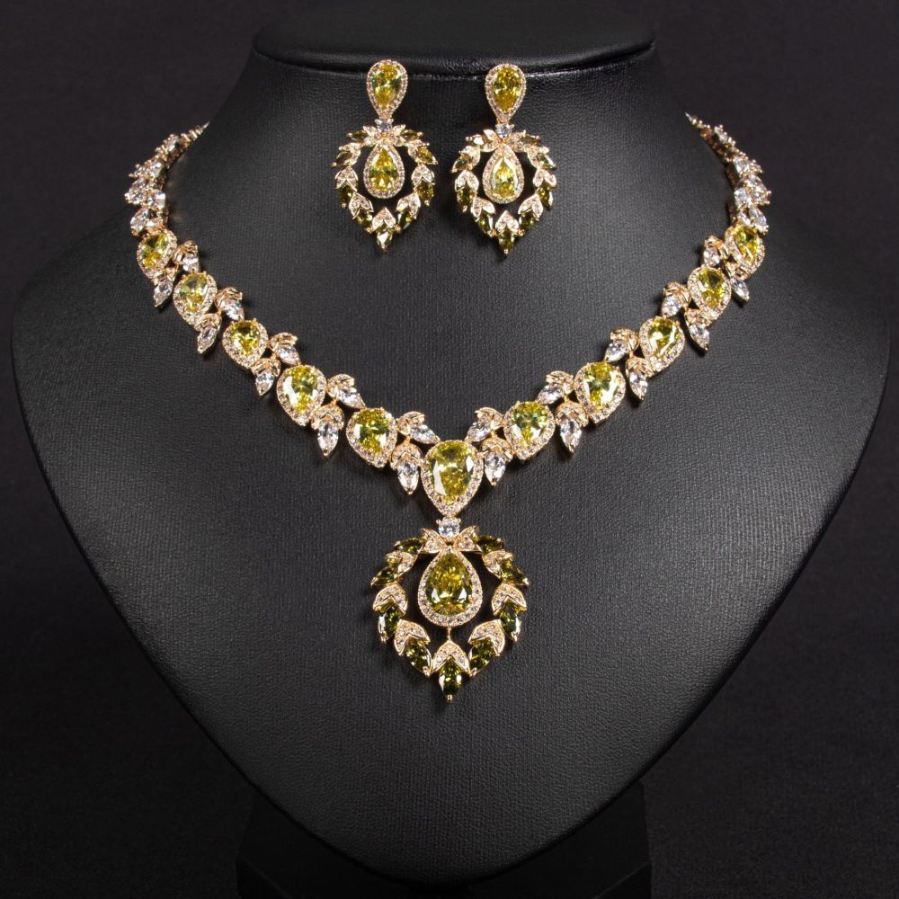 Bride Dress Jewelry Set Zircon Waterdrop Embedded Multicolor Middle East Accessories Necklace Earrings Jewelry Luxury Style