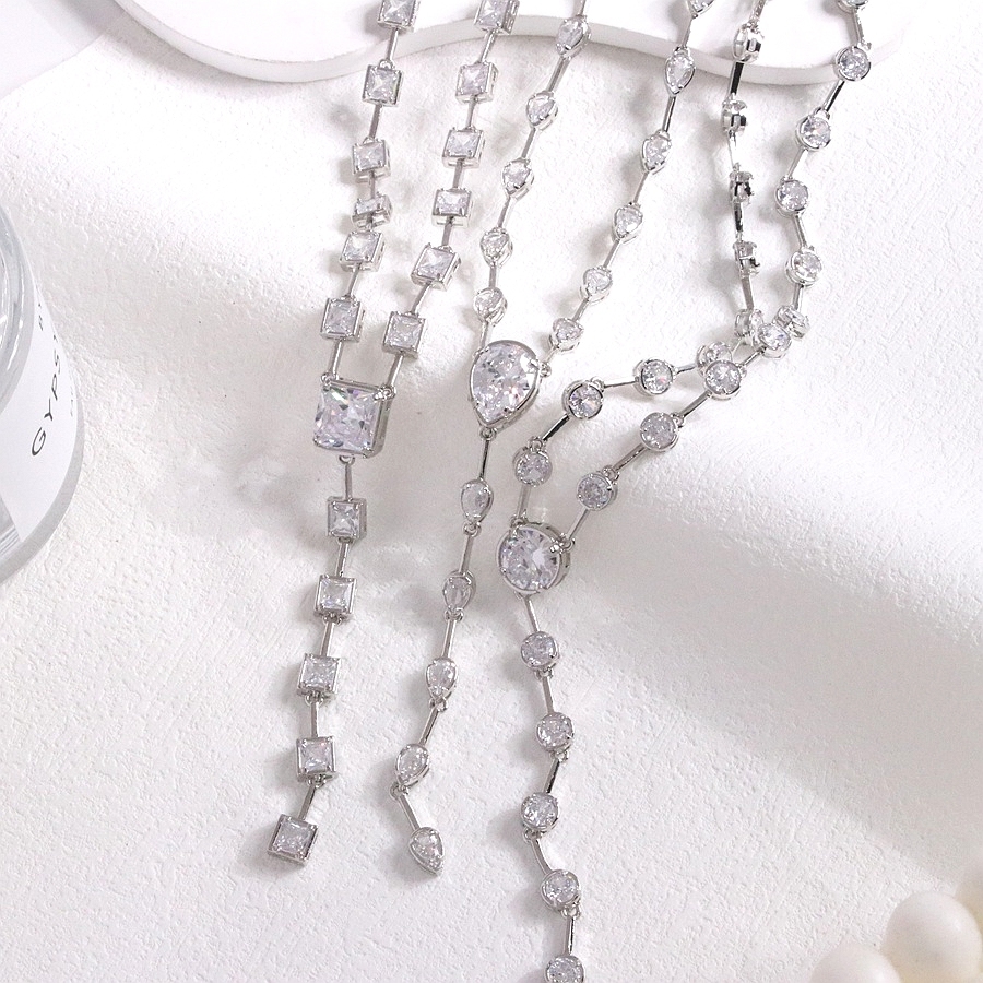 Elegant Long Y-Shaped Tassel Shiny Zirconia Necklace For Women Luxury Personality Jewelry Accessories Glowing Round Square Pendant