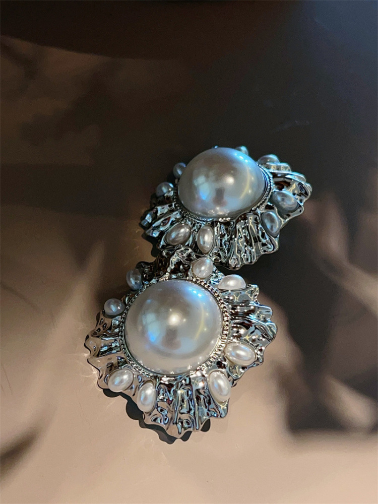 Exaggerated Pearl Drop Earrings Retro French Court Style Fashion Show Trendy Large Hoop Earrings Women's Jewelry Accessories