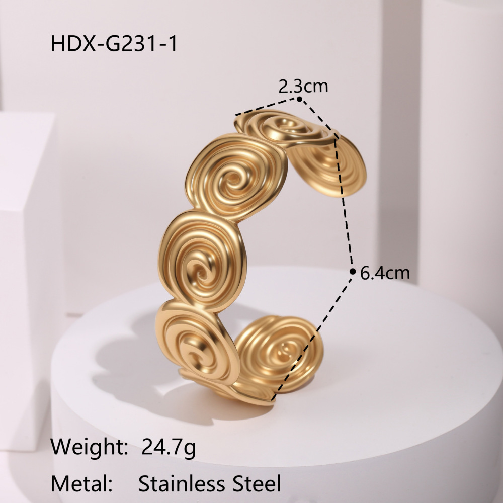 Exaggerated  Style Fashion Stainless Steel Bracelet Plated 18K Gold Geometric Texture Luxury Hand Jewelry