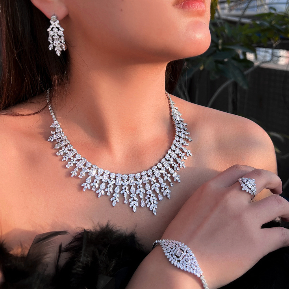 Elegant 4-Piece Zircon Jewelry Set For Women Sparkling Copper Necklace Earrings Bracelet Ring Suite For Wedding Banquet Evening Dress