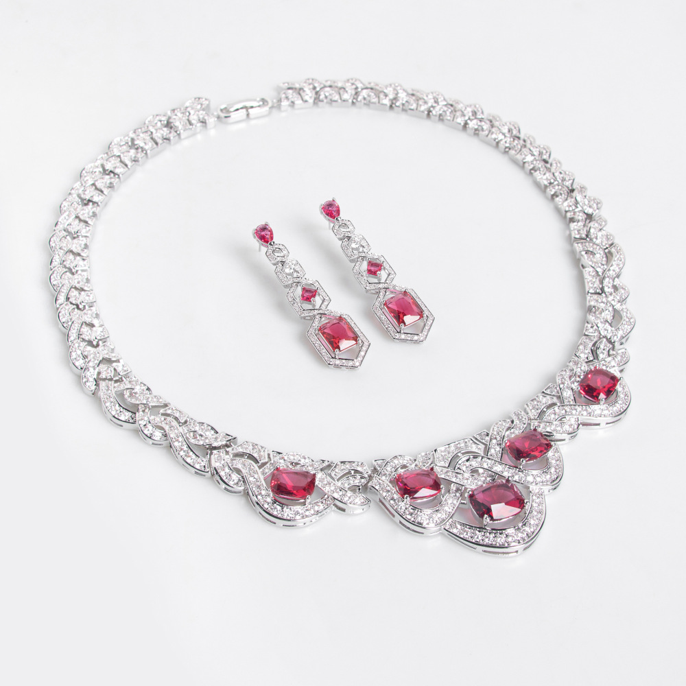 Elegant  Luxury Zirconia Necklace And Earring Set Dress Accessories Fashionable Geometric Design Jewelry
