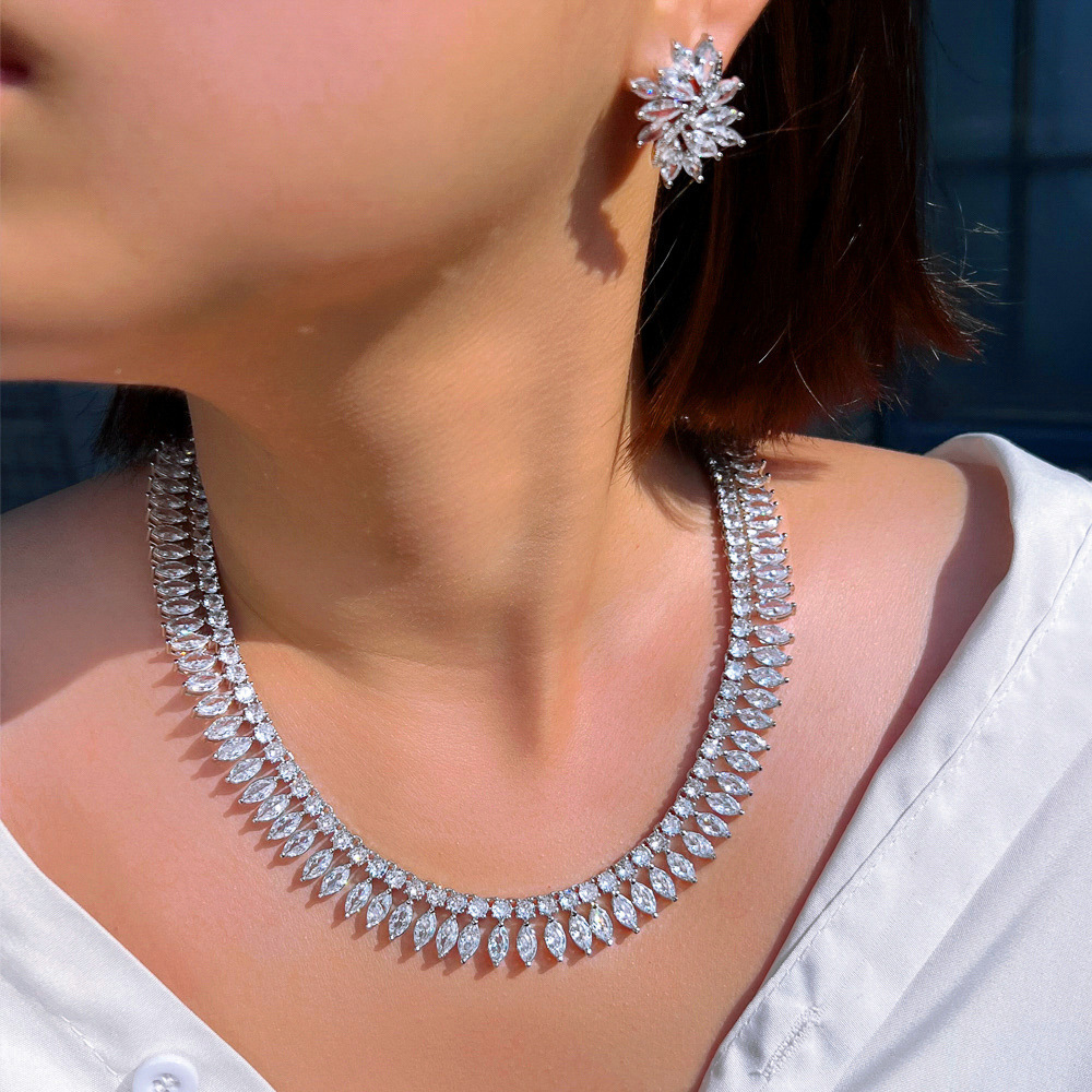 Women's 2Pcs Jewelry Set Sparkling Full CZ Tennis Chain Necklace & Snowflake Earrings Copper Wedding Party Birthday Gift