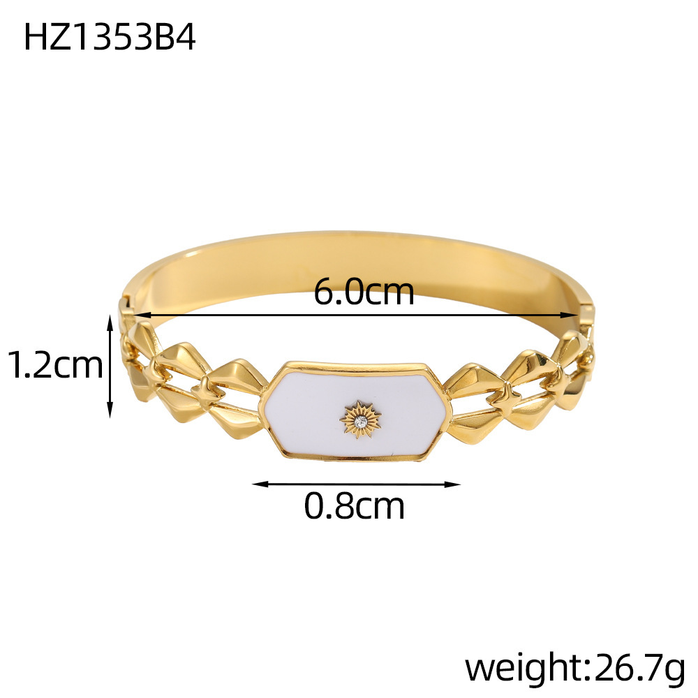 New Stylish  Green Diamond Embedded Square Bracelet Fashionable Stainless Steel Jewelry Accessory