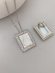 A Necklace-White