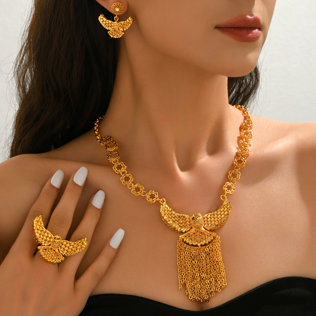 Middle East Dubai Luxurious Elegant Eagle Tassel Necklace Earrings Ring Four-Piece Set Wedding Bride Banquet Accessories