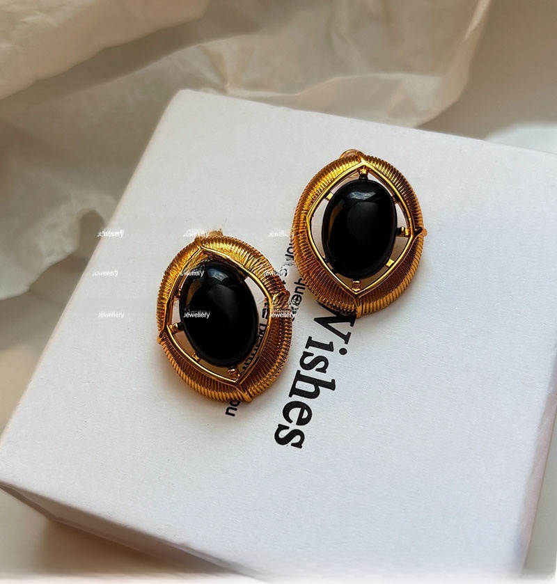 Retro Black Gold Color ShangFeng Style HongKong Retro Women's Earrings Luxury Sensation Ear Jewelry Geometric Pattern Copper