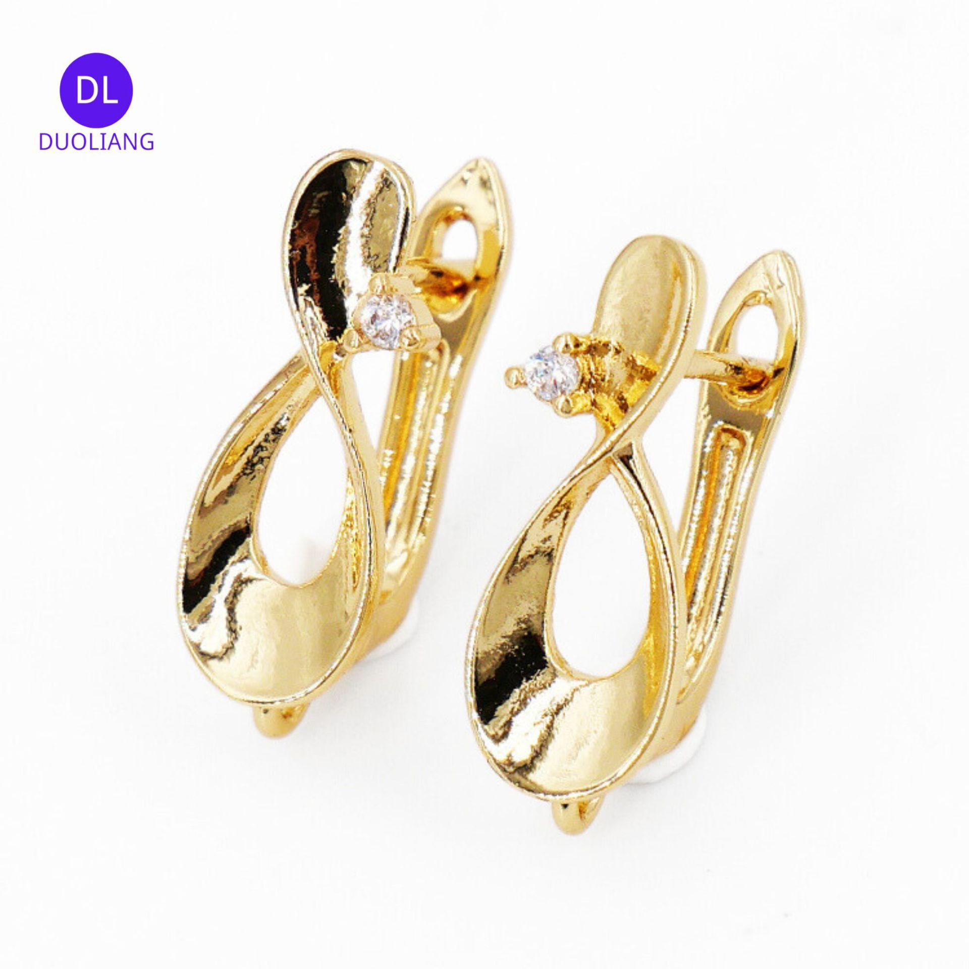Bright Copper Earrings Plated With Genuine 18K Gold Micro-Set Zirconia Smooth Surface Ear Clips DIY Earring Jewelry Accessories