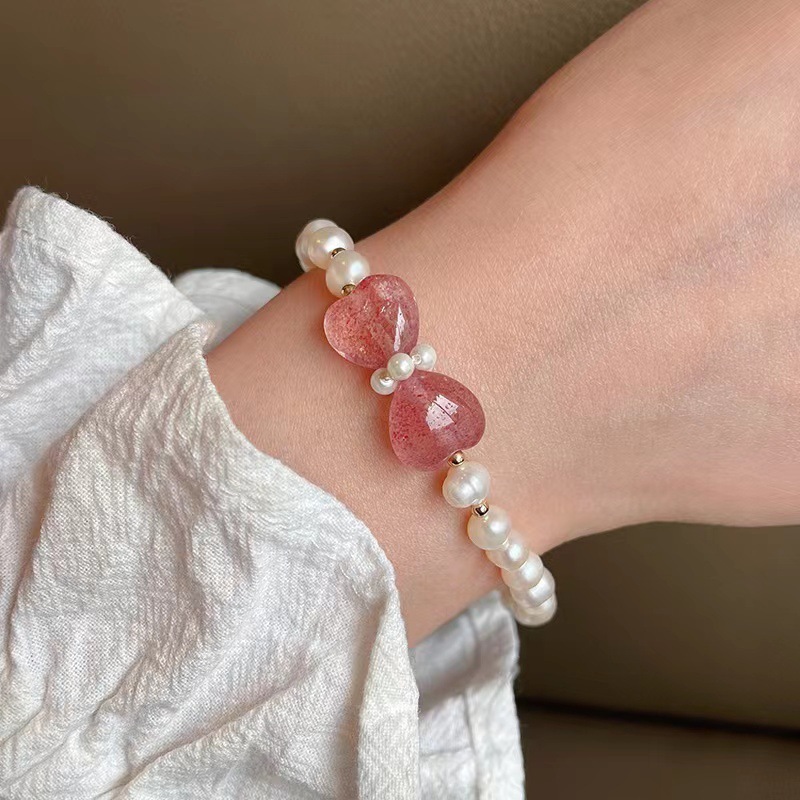 Pink Heart Shaped Freshwater Pearl Bracelet Women's Unique Strawberry Crystal Hand Chain Fashion Jewelry Accessories For Girls
