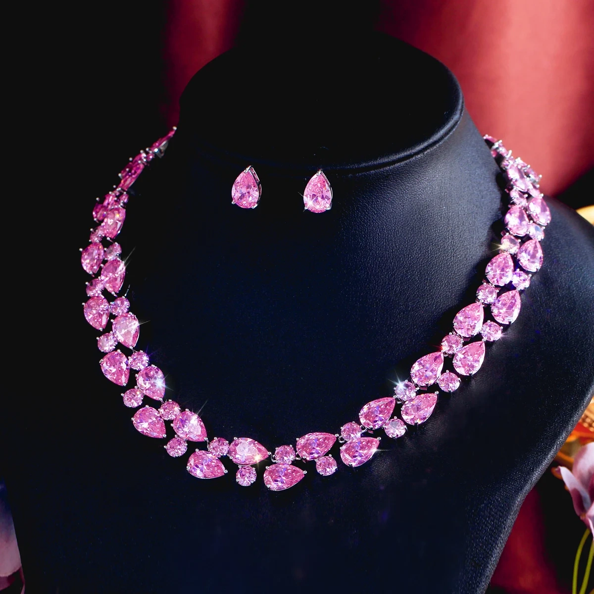 Copper Jewelry Two-Piece Set Luxurious Pink Water Drop Zircon Crystal Necklace Earring Set Suitable For Women Valentine's Day Wedding Party Wear Best Gift Choice