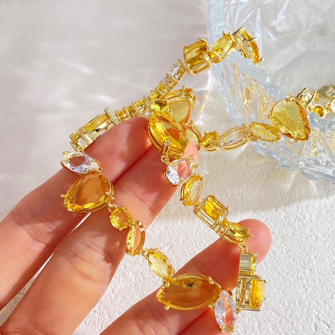 Fashionable Luxury Full Diamond Yellow Crystal Zircon Necklace Colorful Clavicle Chain Gema Series Geometric Pattern Gold Plated