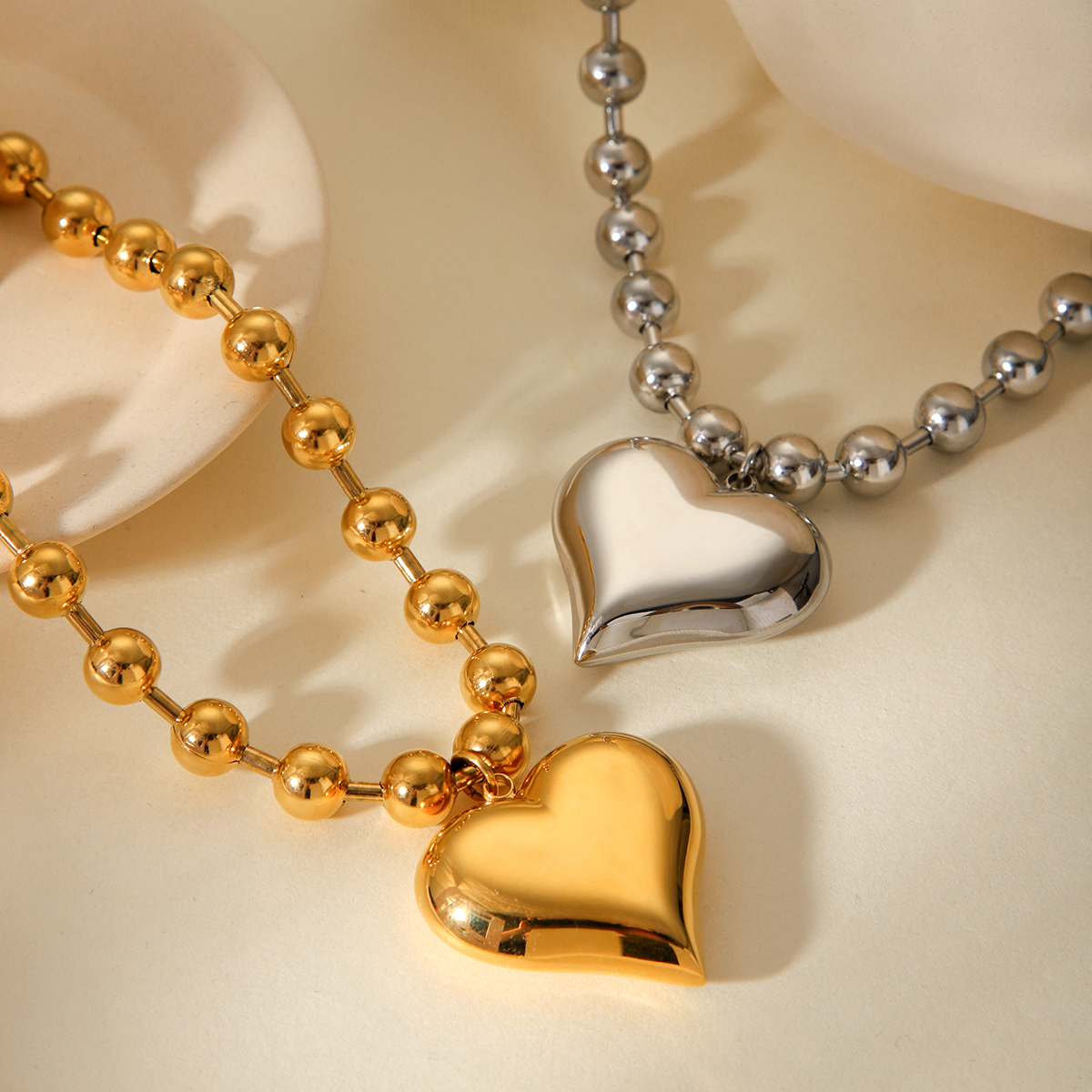 304 Stainless Steel Heart Shape PVD Coated 18K Real Gold Plated Classic Style IG Style Waterproof Non Tarnish Ball Chain Gold Pendant Necklace