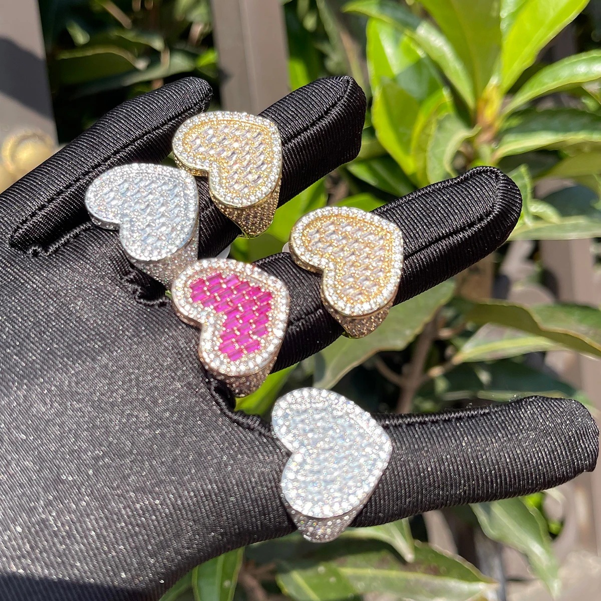 Fashionable Hip Hop Heart Shaped Zircon Ring Gold Plated Brass Square Cut Personalized Trendy Ring For Men Jewelry Accessories