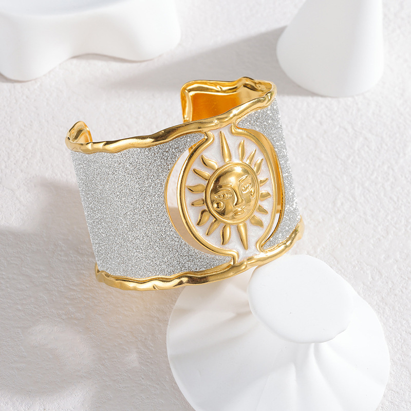 Fashion Stainless Steel Bracelet Design Niche Sunflower Simple Hand Jewelry Women's High-End  Jewelry Wholesale