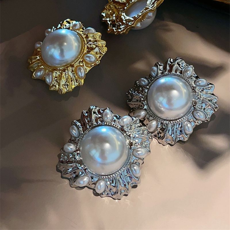 Exaggerated Pearl Drop Earrings Retro French Court Style Fashion Show Trendy Large Hoop Earrings Women's Jewelry Accessories