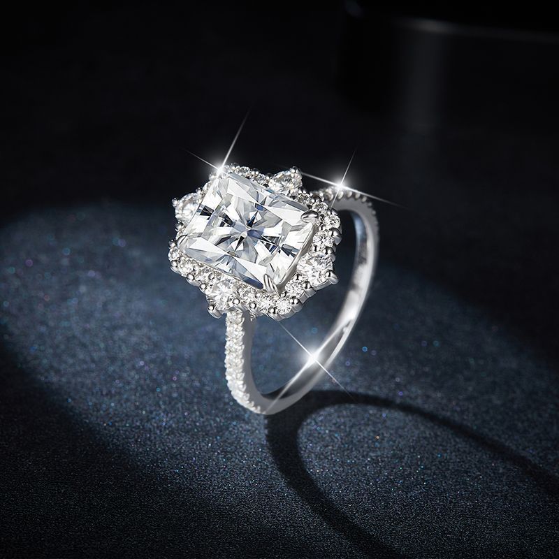 Moissanite Rings Geometric