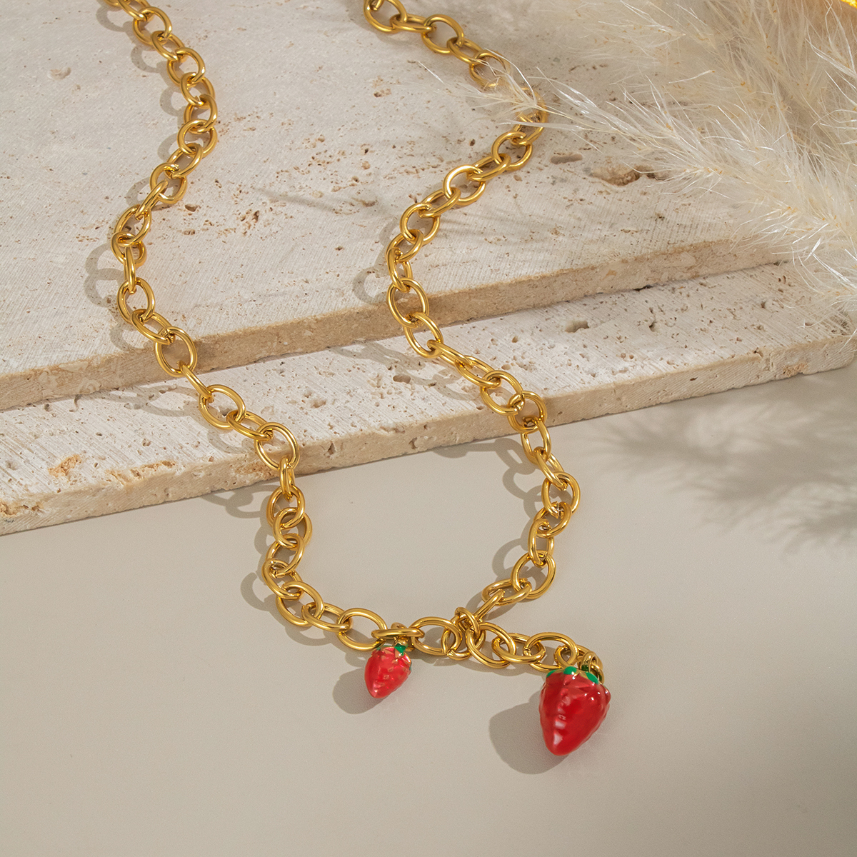 Sweet Fresh Strawberry Necklace Durable 18K Gold Plated Stainless Steel Non-Fading Countryside Style High-End Feeling Jewelry