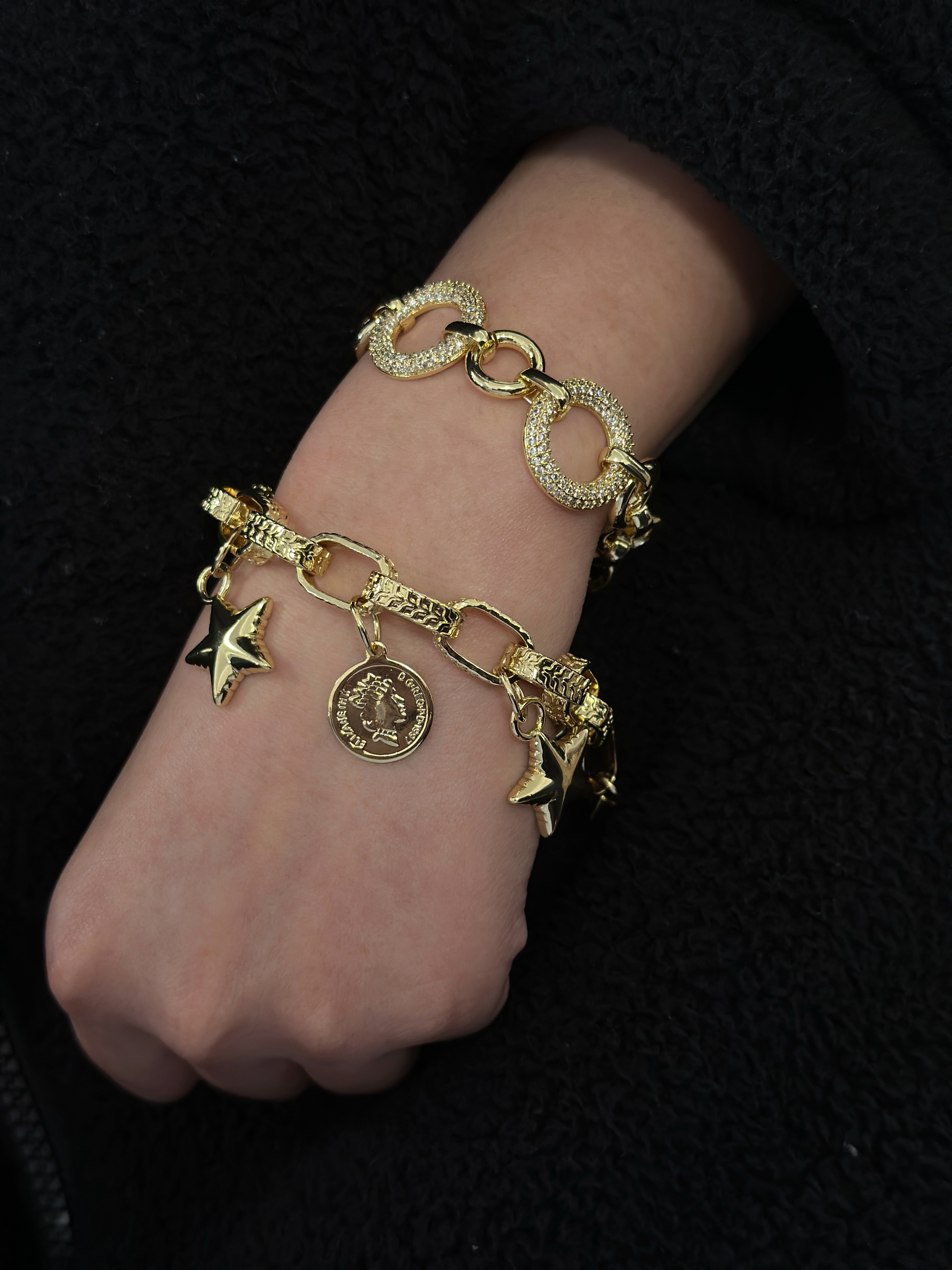 Wholesale Jewelry Retro Classic Style Pentagram Circle Copper Zircon Gold Plated Multi Charms Bracelet Bracelets