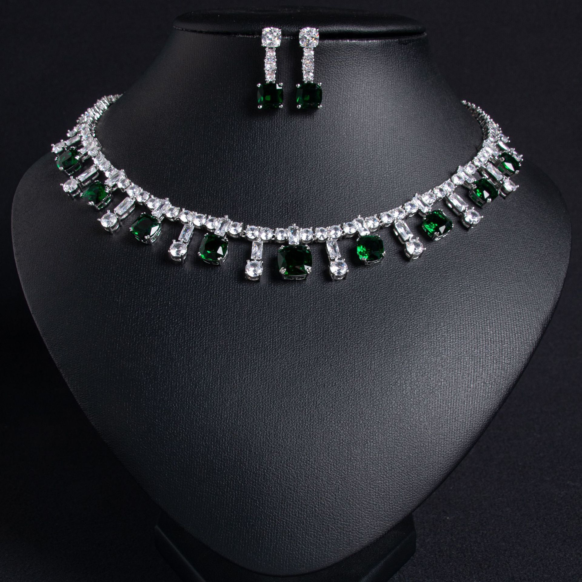 New Style Casual Versatile Zircon Wedding Necklace Women's Ins High-End Sensation Earring Jewelry Set Heart/Waterdrop/Bell