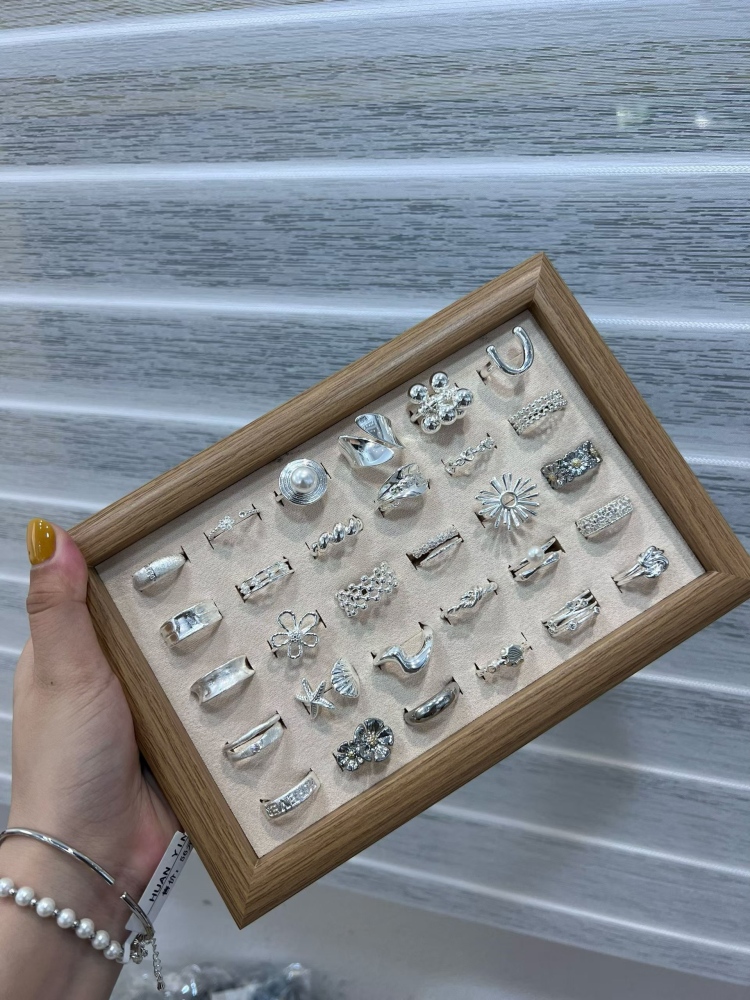 Color-Retaining Copper Silver-Plated Five-Pointed Star Gemstone Starfish Ring 30-Piece Set Mixed Styles European And American Simple Design With Display Stand