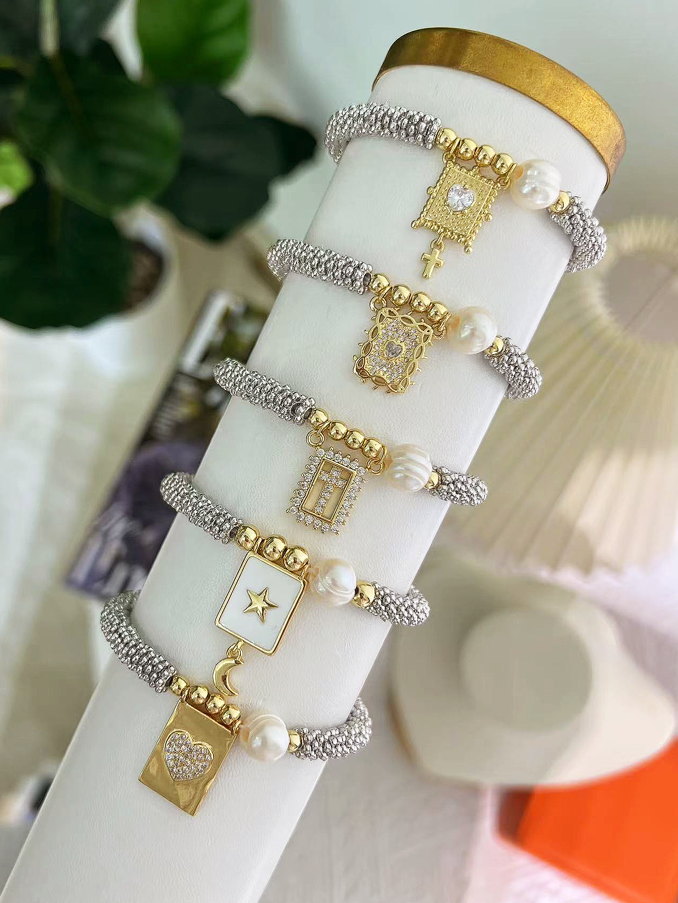 Classical Vintage Style Cross Square Heart Shape Brass 18K Gold Plated Brass Bracelets In Bulk