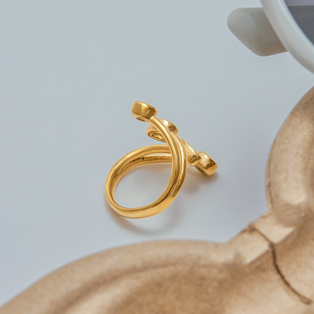 Ladies Minimalist Style Ring 18K Gold Stainless Steel Zirconia White Zirconia Waterdrop Round Open Ring Adjustable Size Travel Friendly